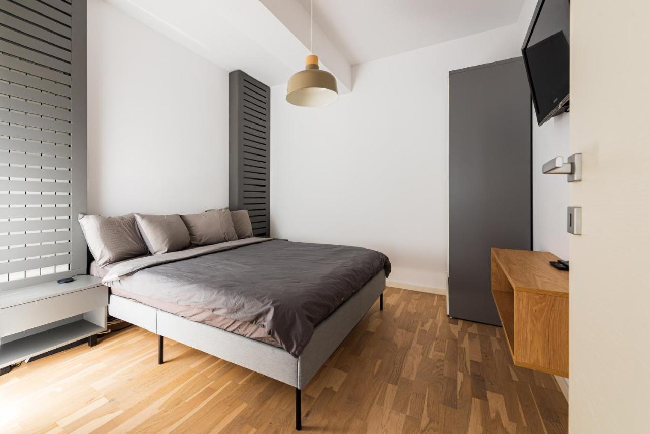 Sara - Stylish Apt With Balcony Near Piata Obor Bucharest Exterior photo
